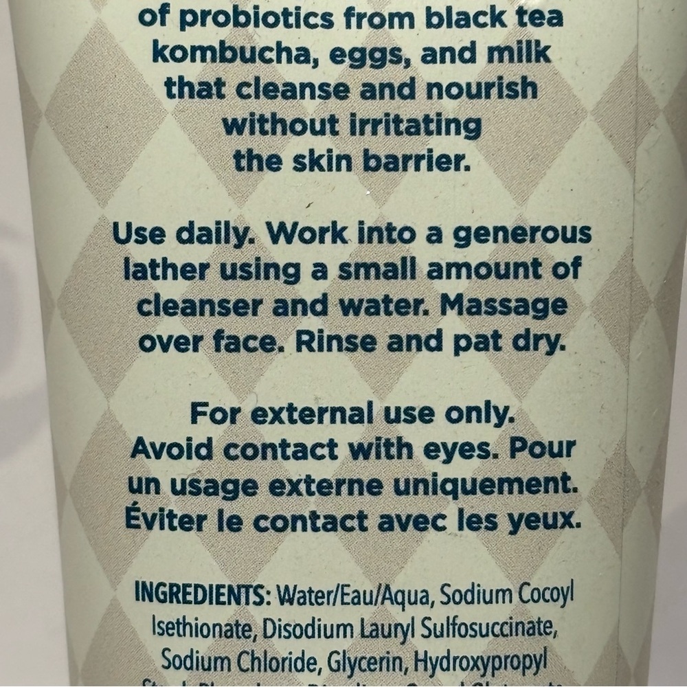 Perfectly Posh EggsActly Right Face Wash - Picture 5 of 8